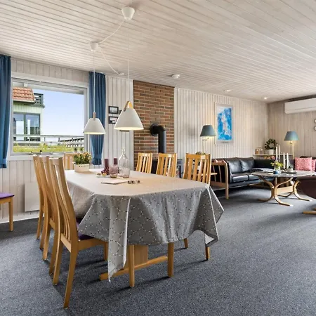 Blomma - 300m From The Sea By Interhome Σπίτι διακοπών